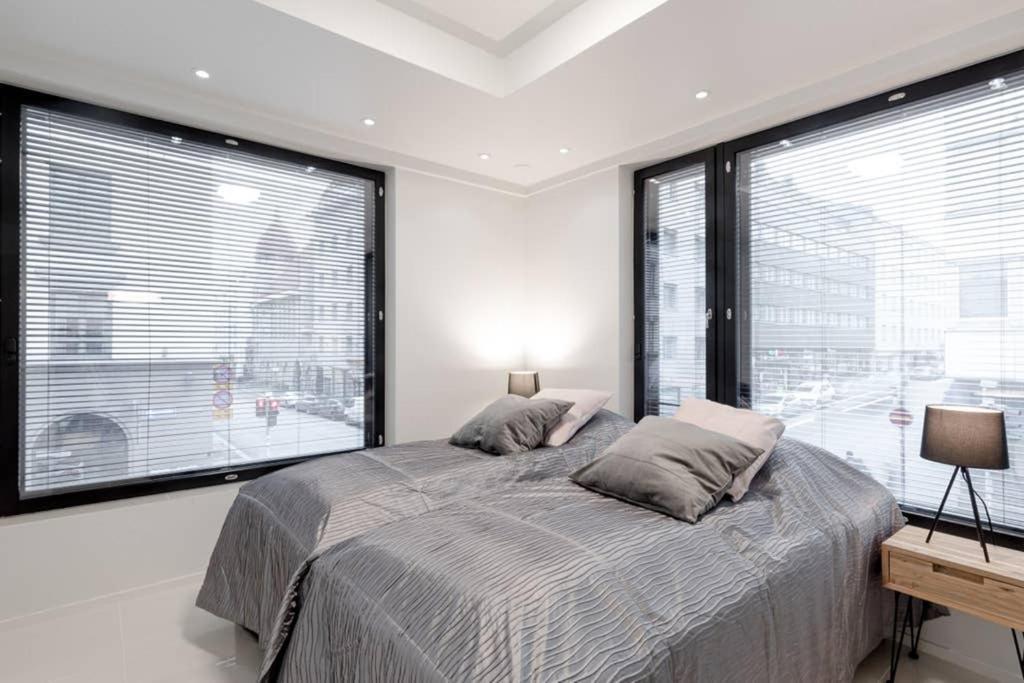 Sleek And Spacious 3 Bedroom Apartment In City Centre Helsinki Exterior photo
