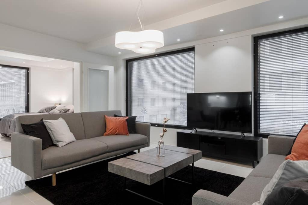 Sleek And Spacious 3 Bedroom Apartment In City Centre Helsinki Exterior photo